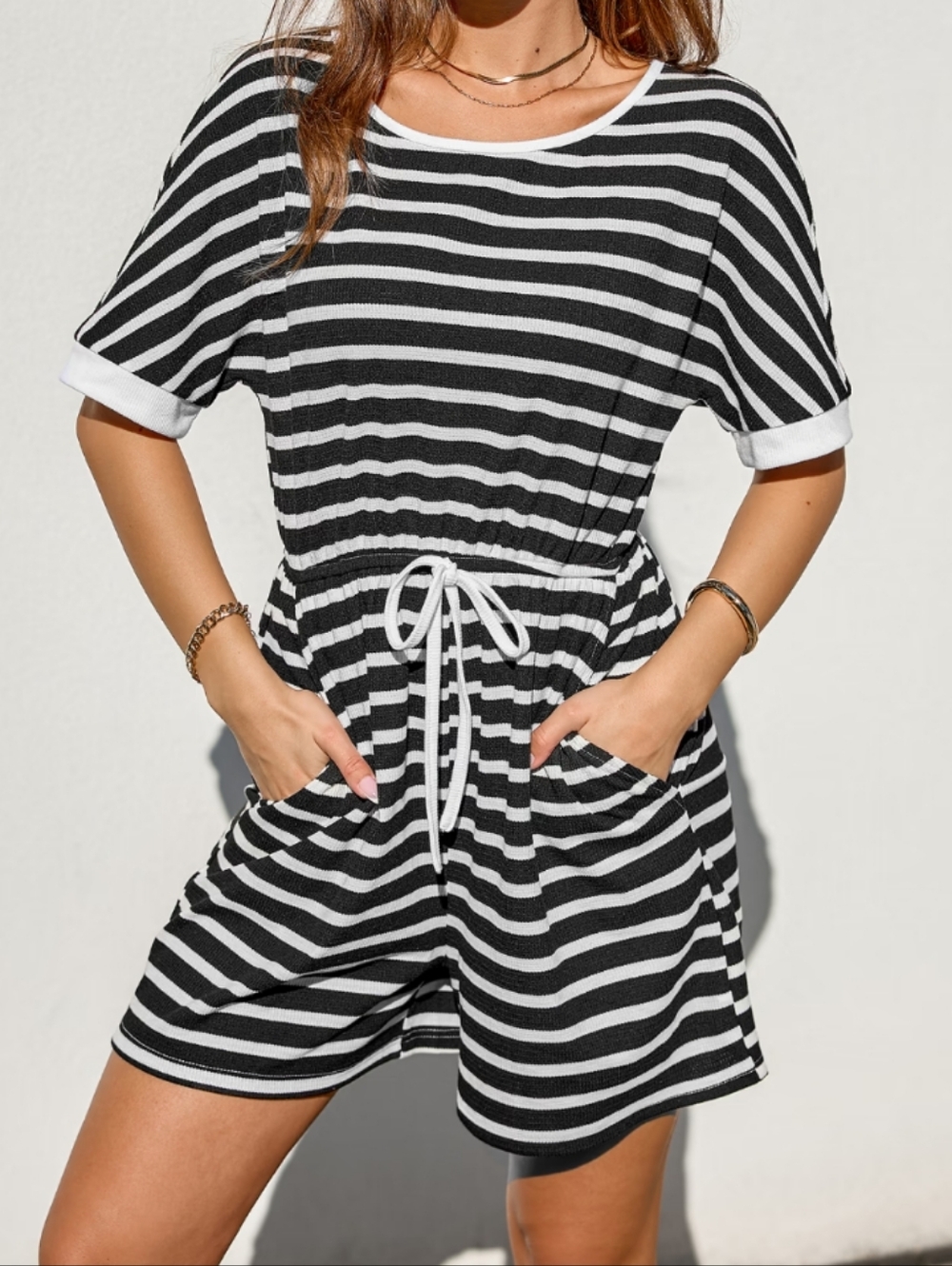 Cupshe Striped Round Neck Pocket Romper